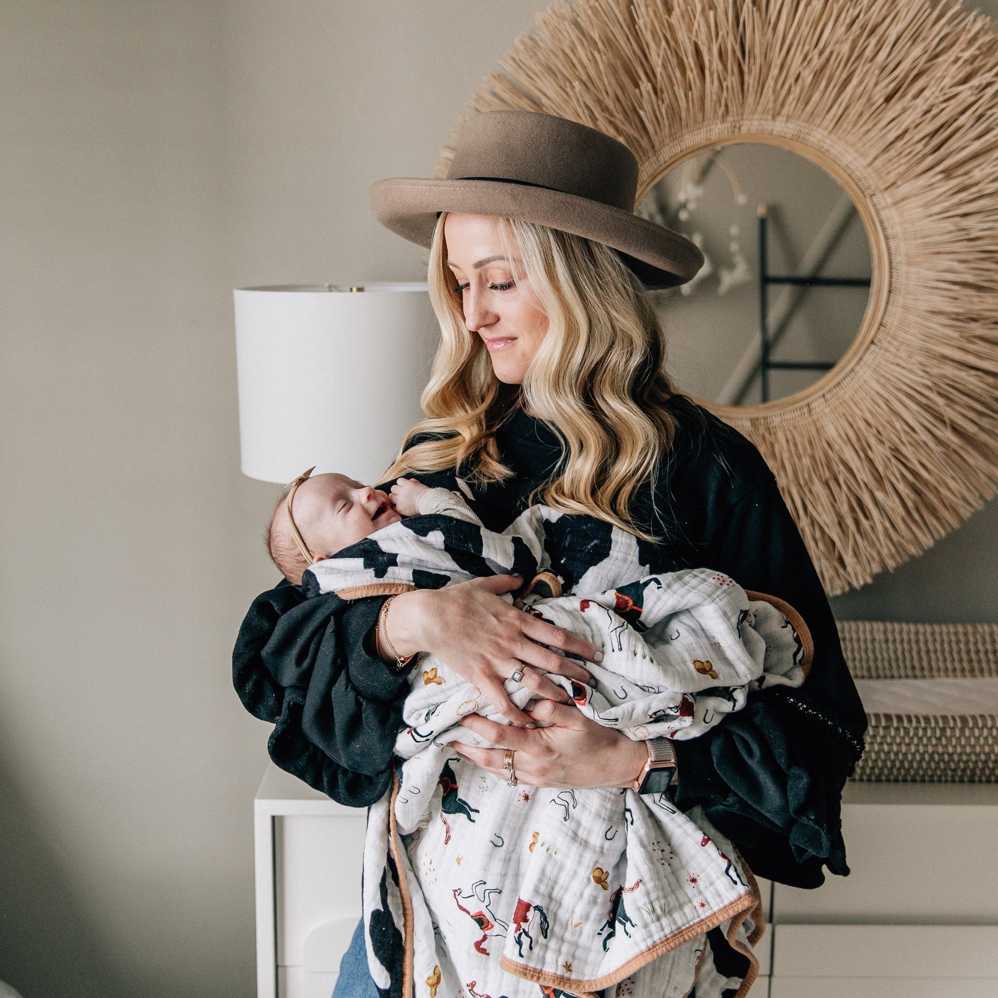 Red Rovr 100% Organic Cotton Muslin Quilted Infant Blanket, Unisex, Howdy Horse